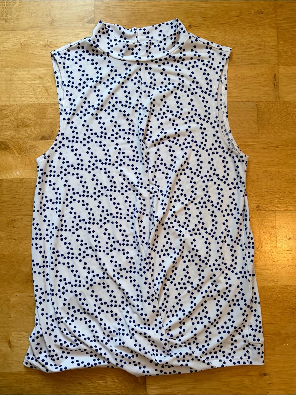 Banana Republic White Sleeveless Blouse with Navy Square Print, XS